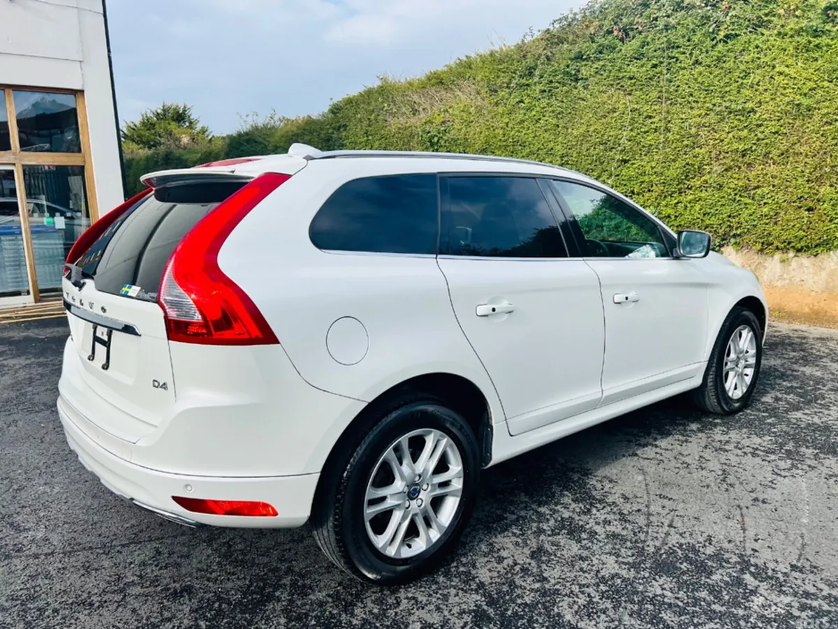 Volvo XC60 SUV, Diesel, 2015, White