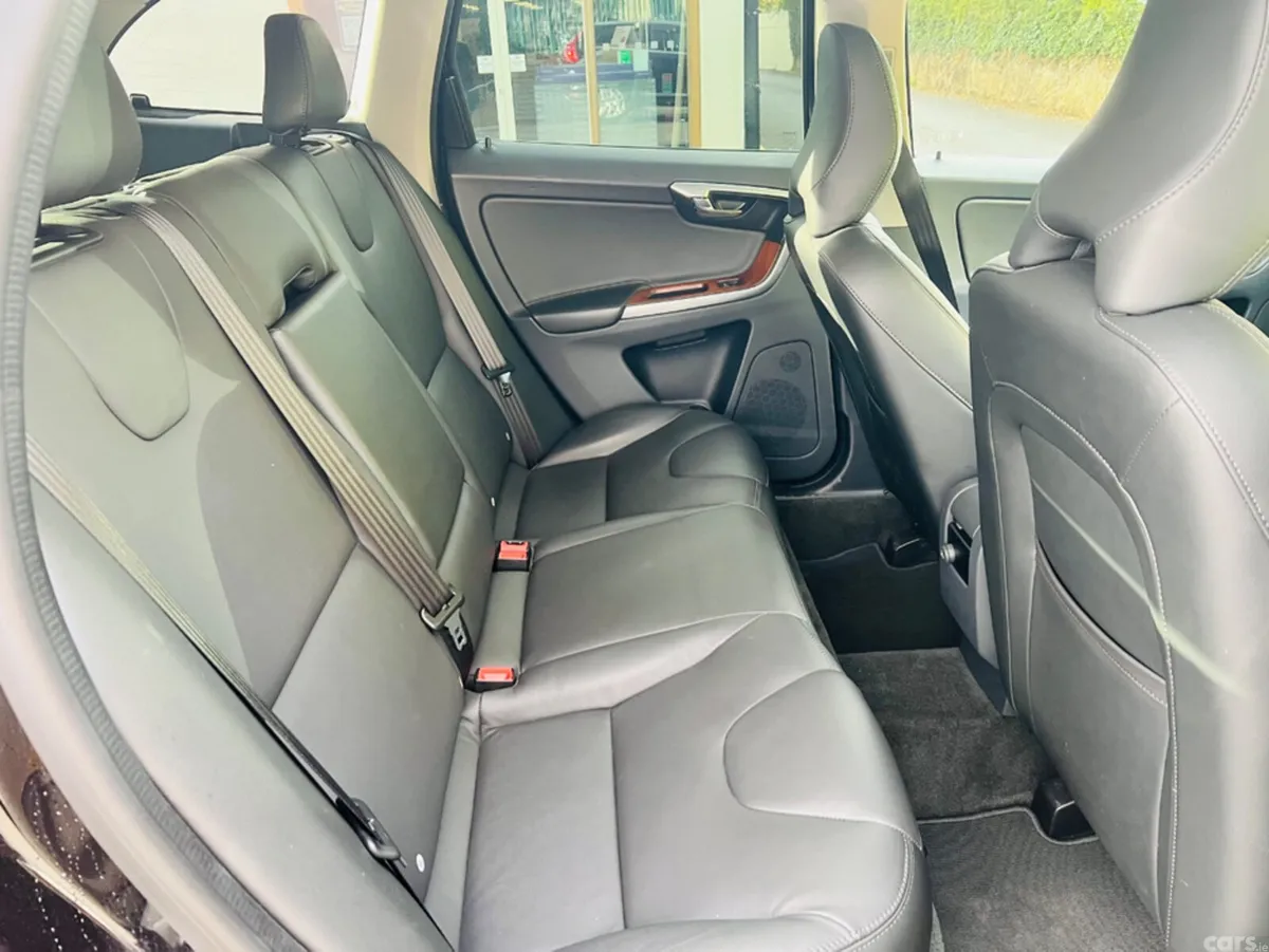 Volvo XC60 SUV, Diesel, 2017, Black