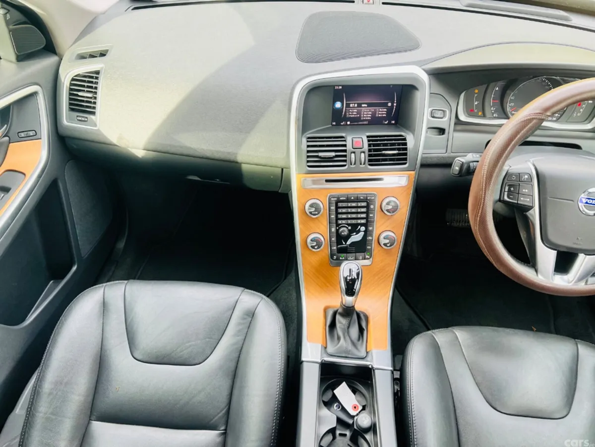 Volvo XC60 SUV, Diesel, 2017, Black