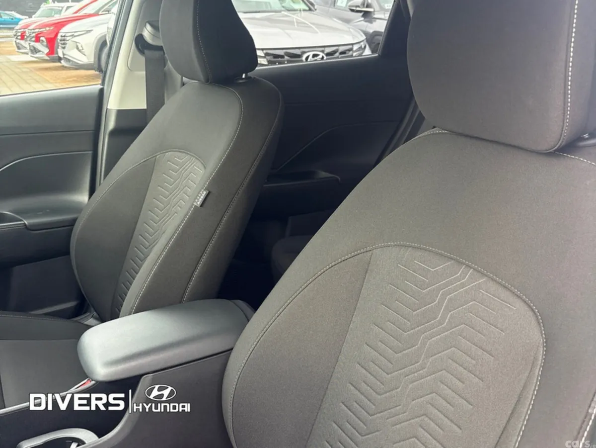 Hyundai KONA MPV, Petrol, 2026, Black