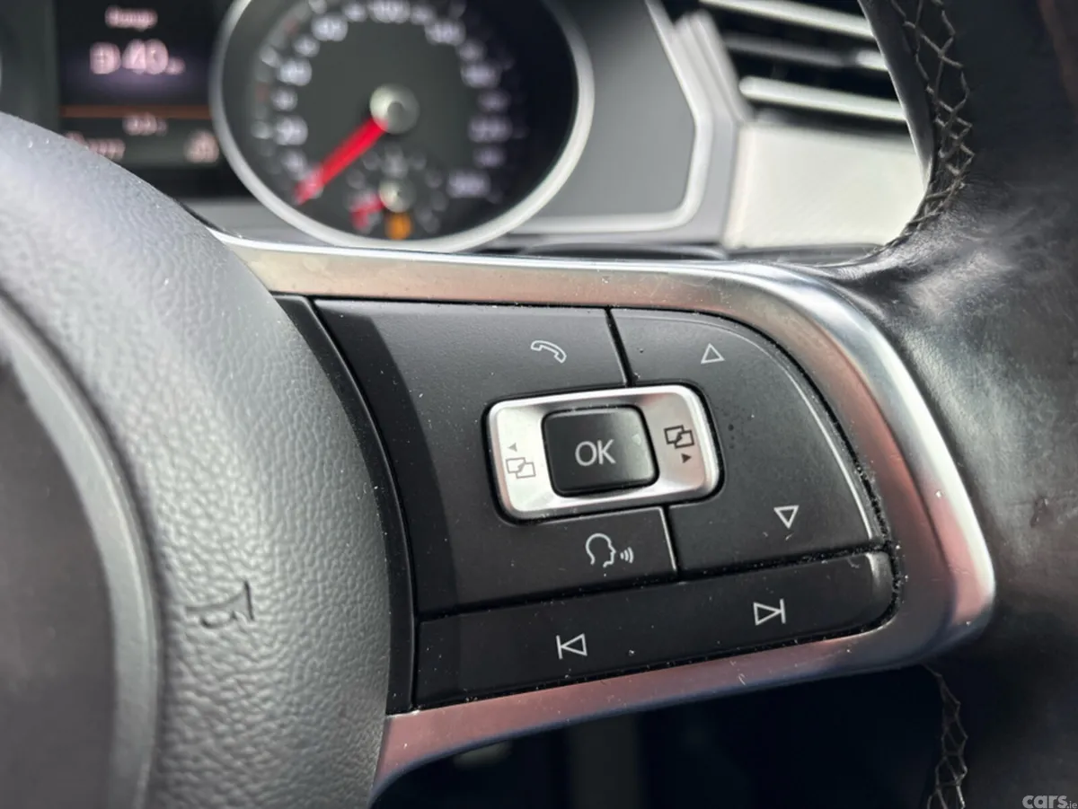Volkswagen Passat Estate, Petrol, 2016, Blue