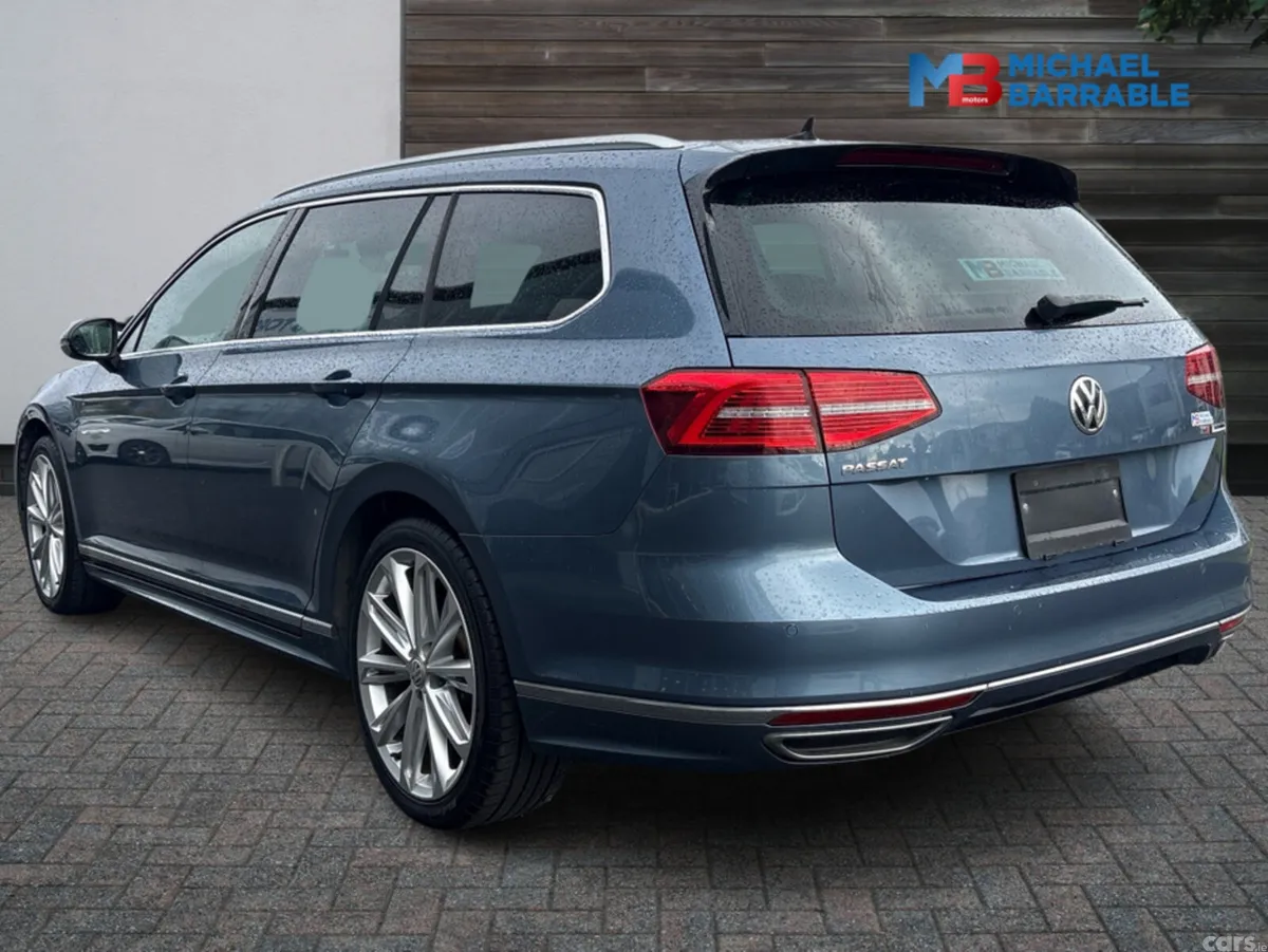 Volkswagen Passat Estate, Petrol, 2016, Blue