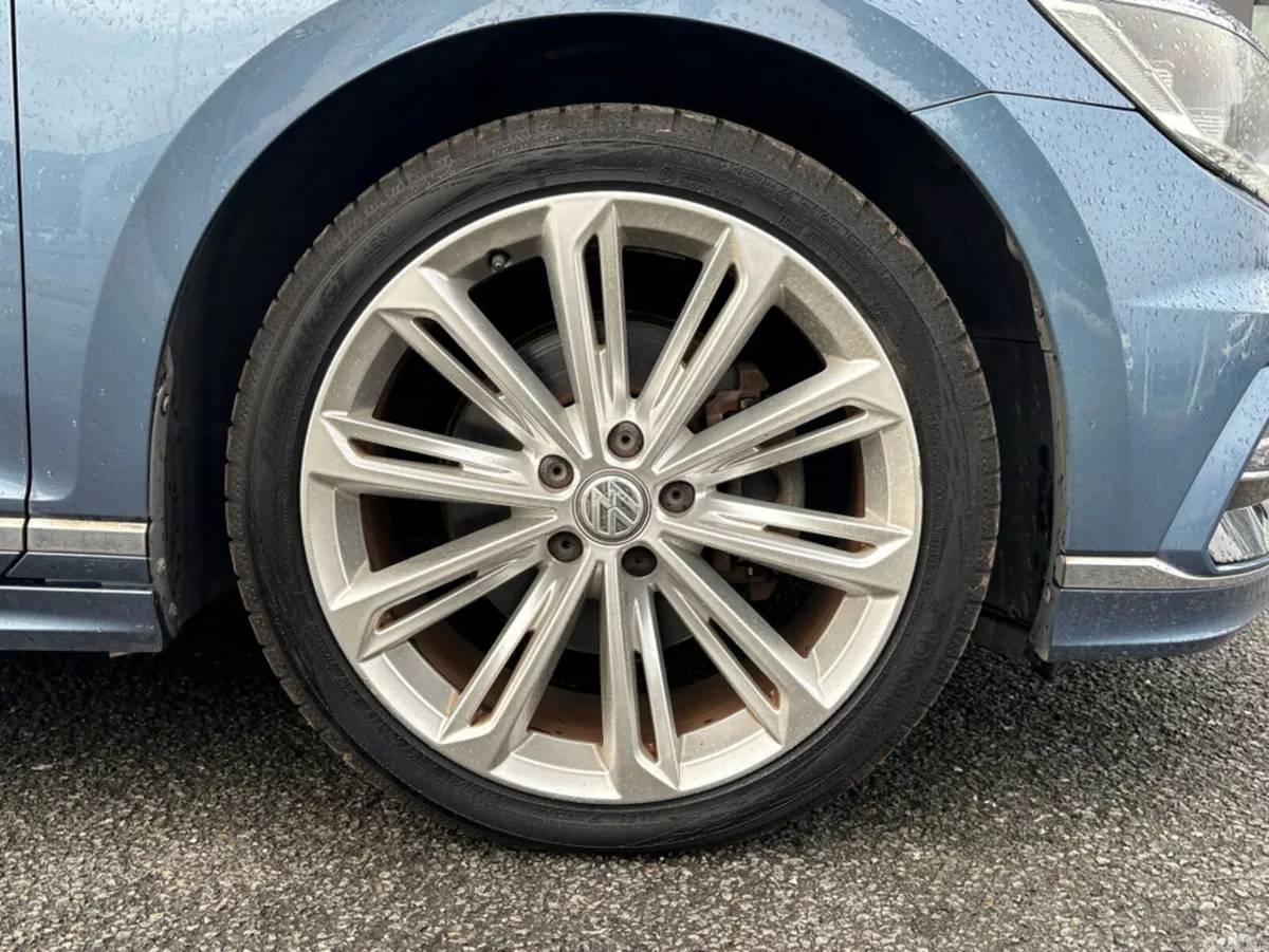 Volkswagen Passat Estate, Petrol, 2016, Blue
