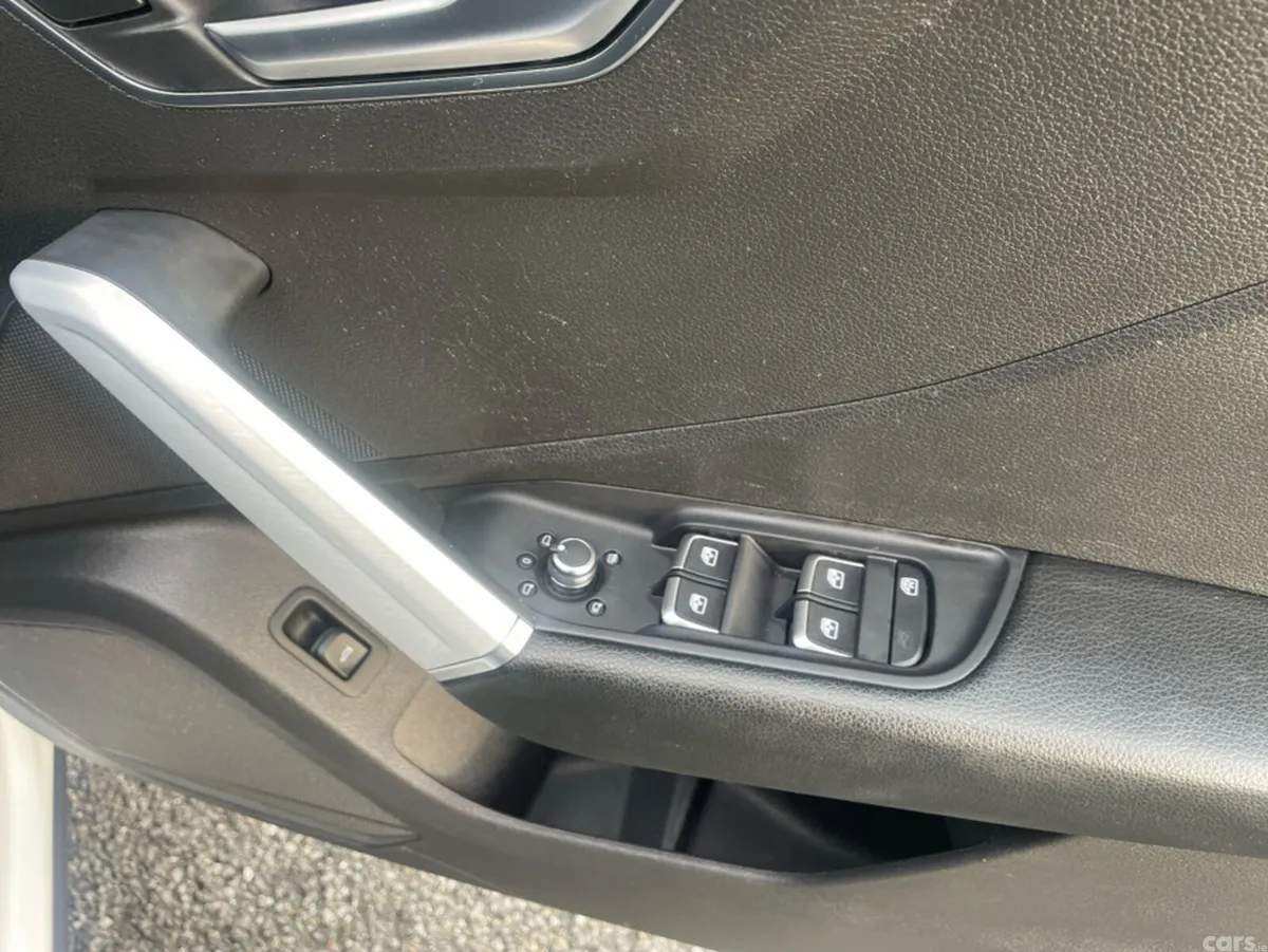 Audi Q2 Estate, Petrol, 2018, White