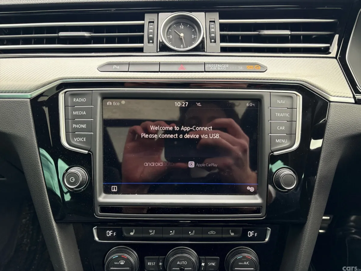 Volkswagen Passat Estate, Petrol, 2016, Blue