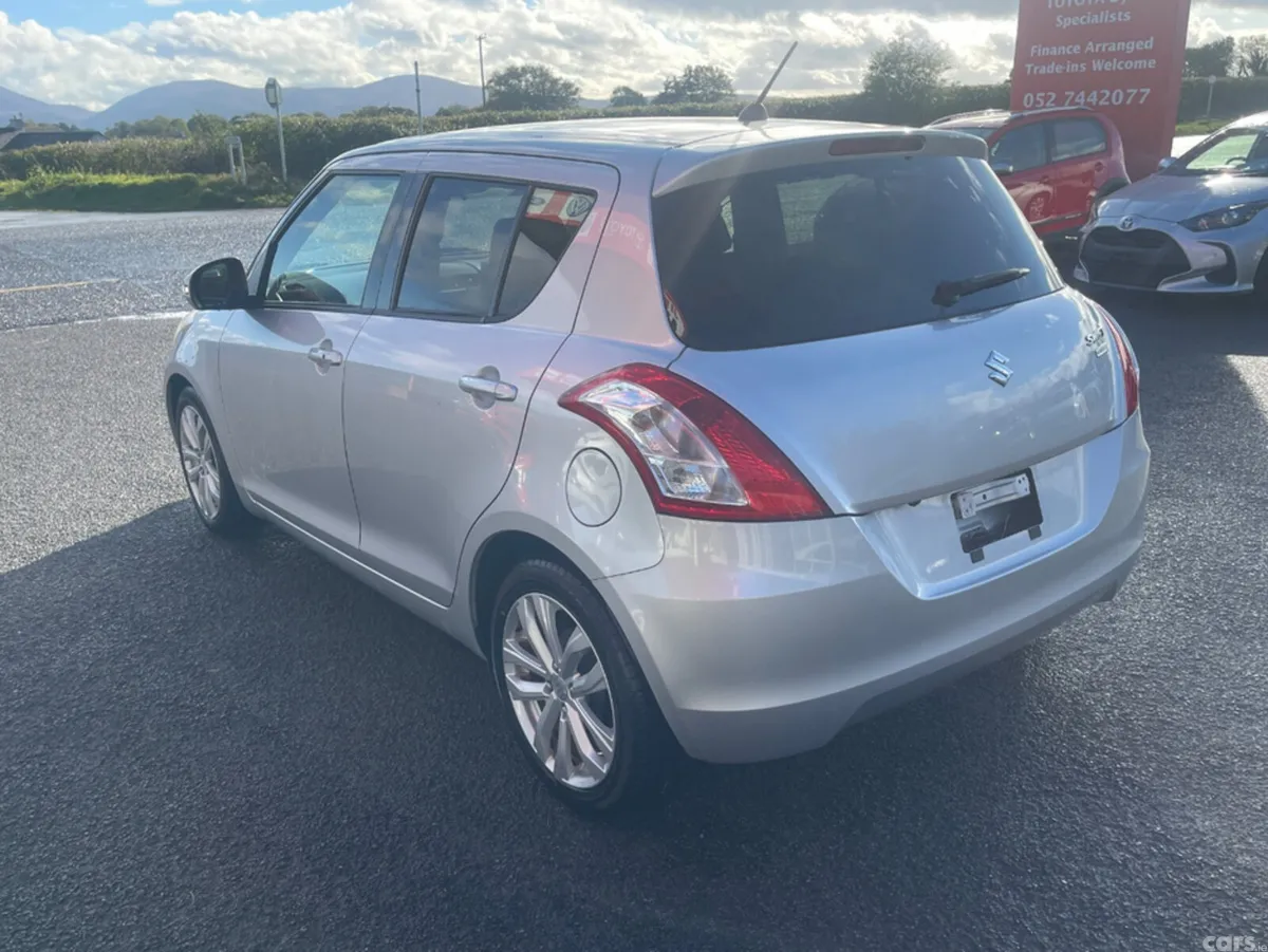 Suzuki Swift Hatchback, Petrol Hybrid, 2016, Silver