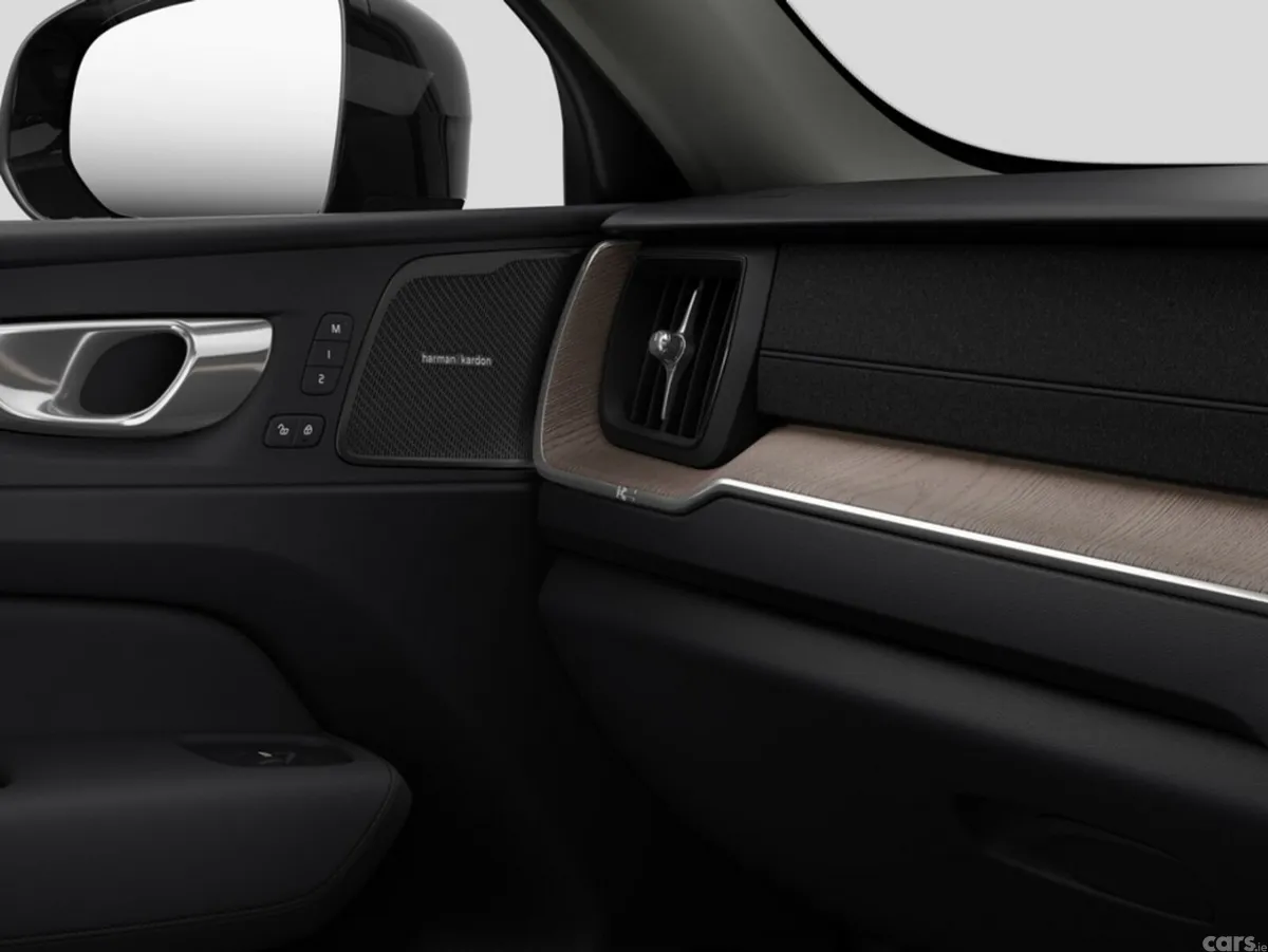 Volvo XC60 SUV, Petrol Plug-in Hybrid, 2027, Silver