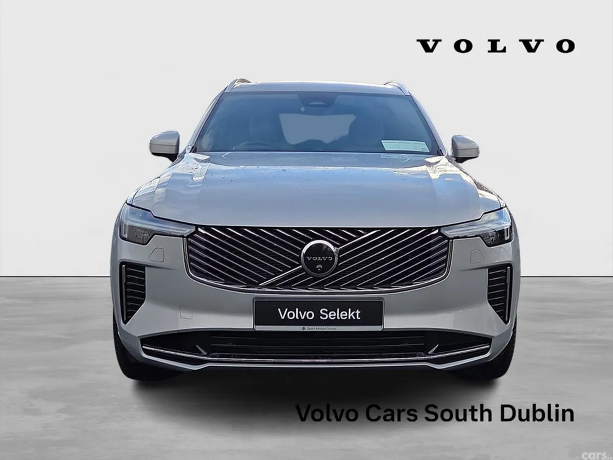 Volvo XC90 SUV, Petrol Plug-in Hybrid, 2025, Silver