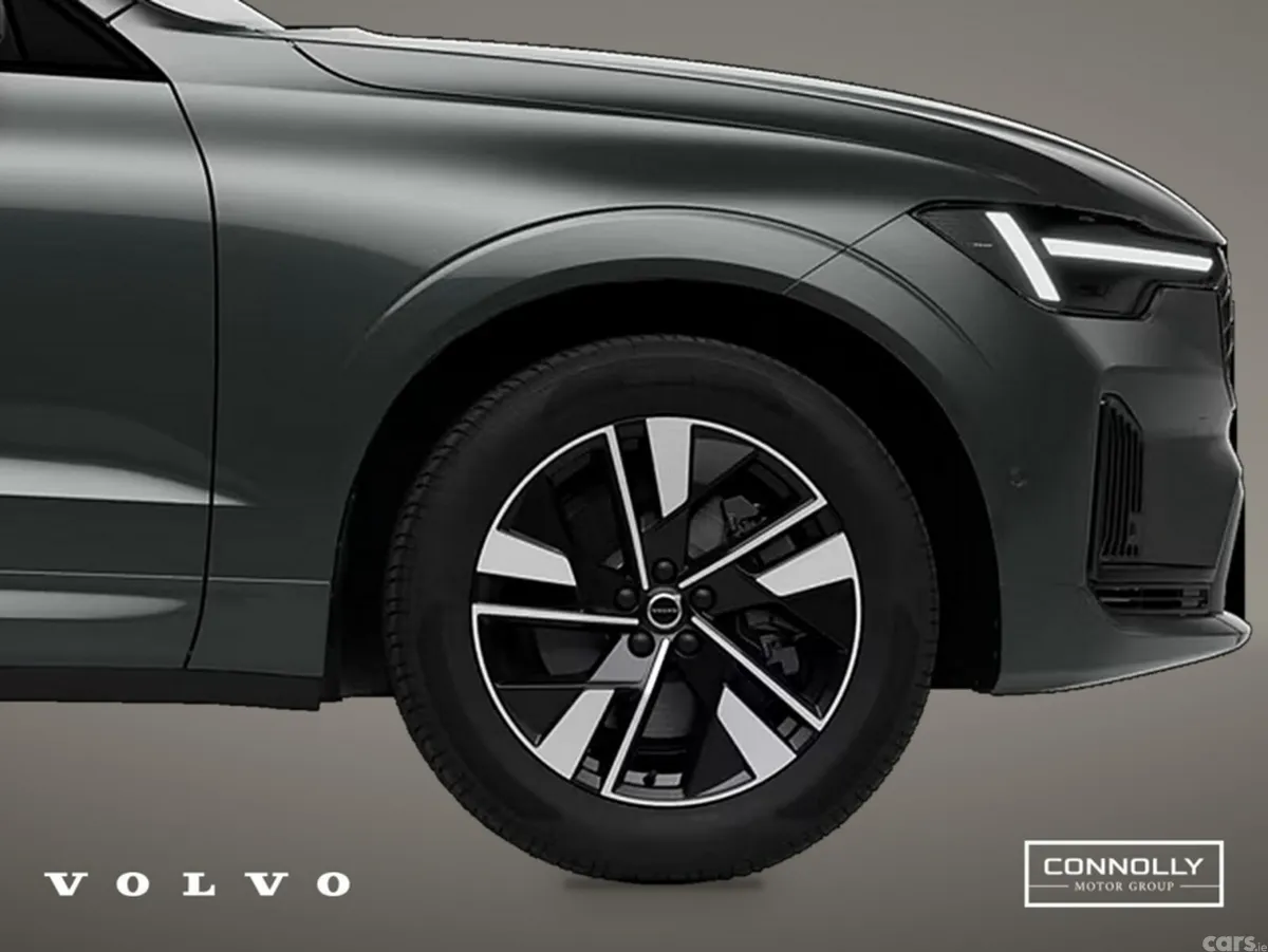 Volvo XC60 SUV, Petrol Plug-in Hybrid, 2027, Green