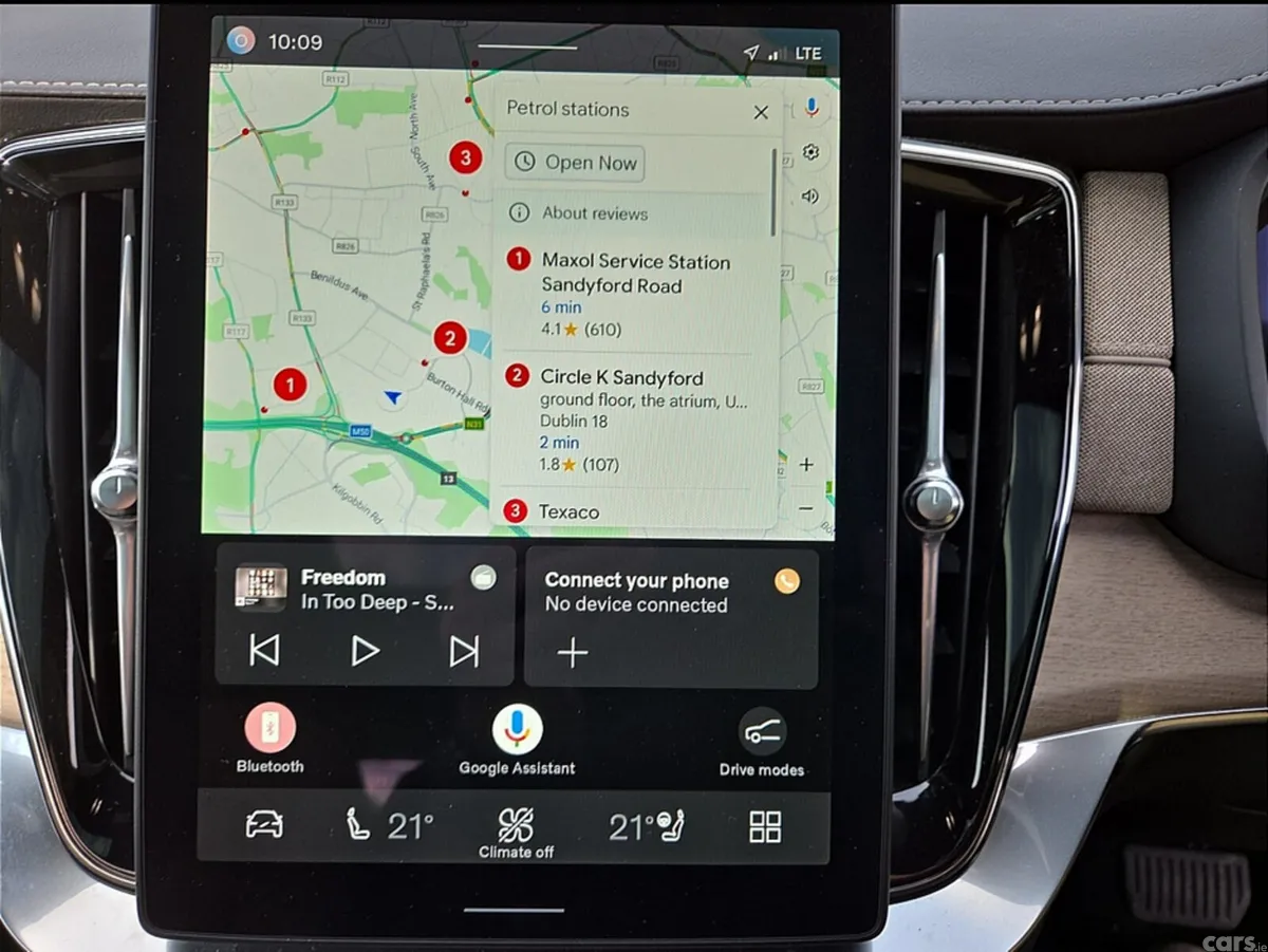 Volvo XC90 SUV, Petrol Plug-in Hybrid, 2025, Silver