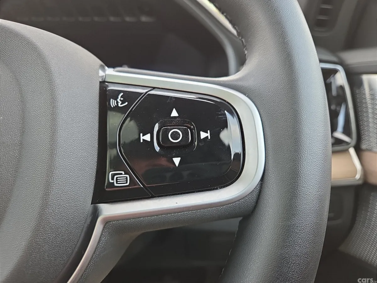 Volvo XC90 SUV, Petrol Plug-in Hybrid, 2025, Silver