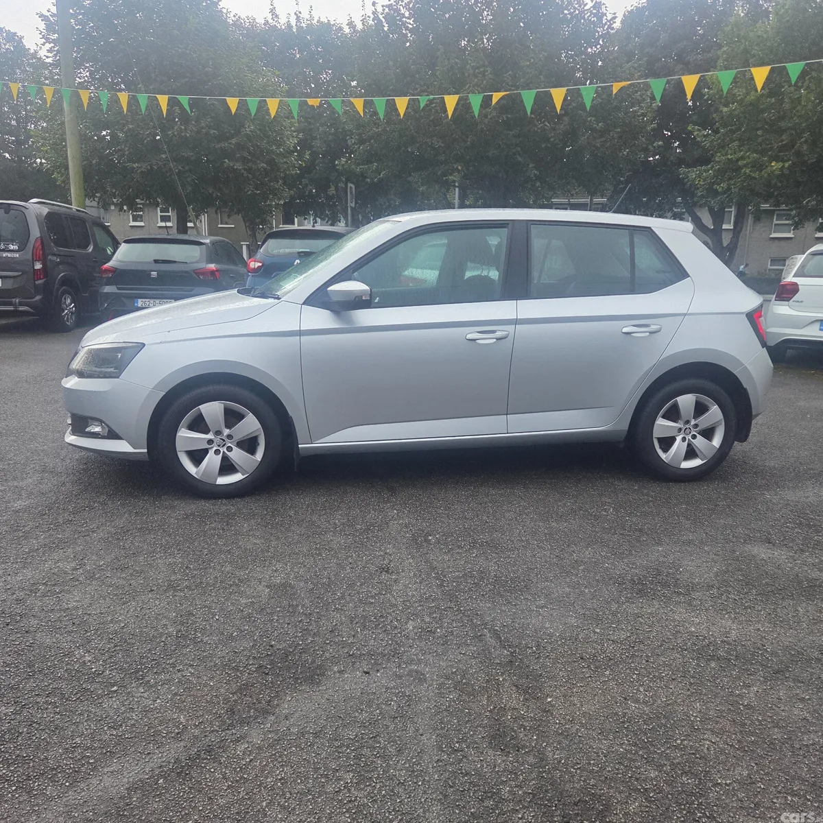 Skoda Fabia Hatchback, Petrol, 2016, Silver