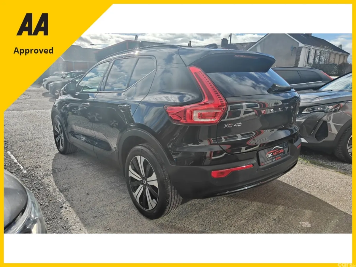 Volvo XC40 SUV, Petrol Plug-in Hybrid, 2023, Black