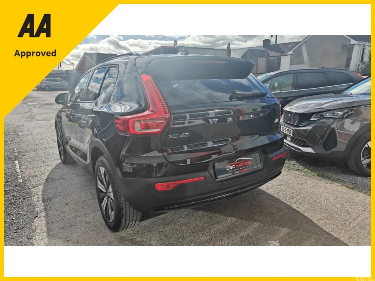 Volvo XC40 SUV, Petrol Plug-in Hybrid, 2023, Black