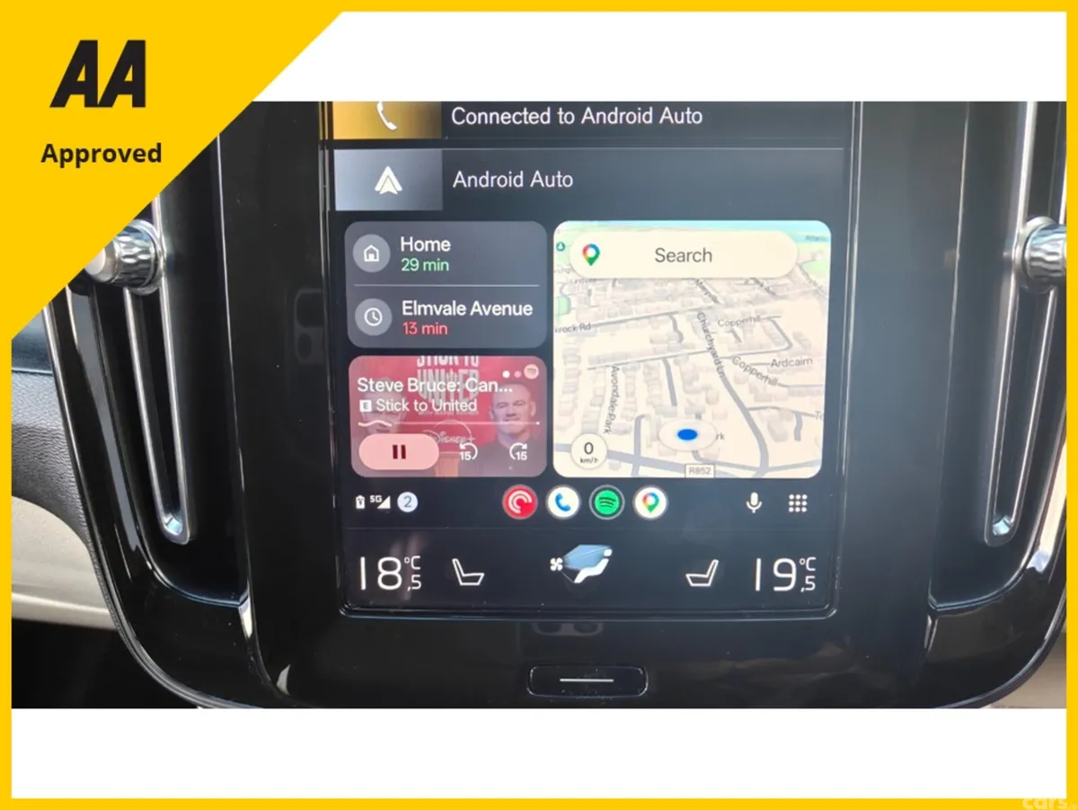Volvo XC40 SUV, Petrol Plug-in Hybrid, 2023, Black