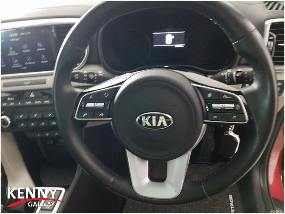 Kia Sportage MPV, Diesel Hybrid, 2022, Red