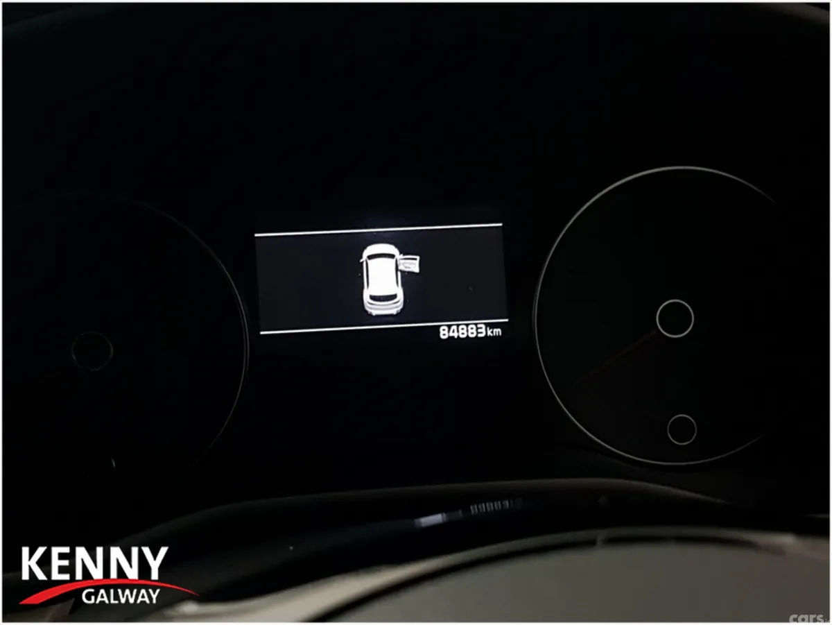 Kia Sportage MPV, Diesel Hybrid, 2022, Red