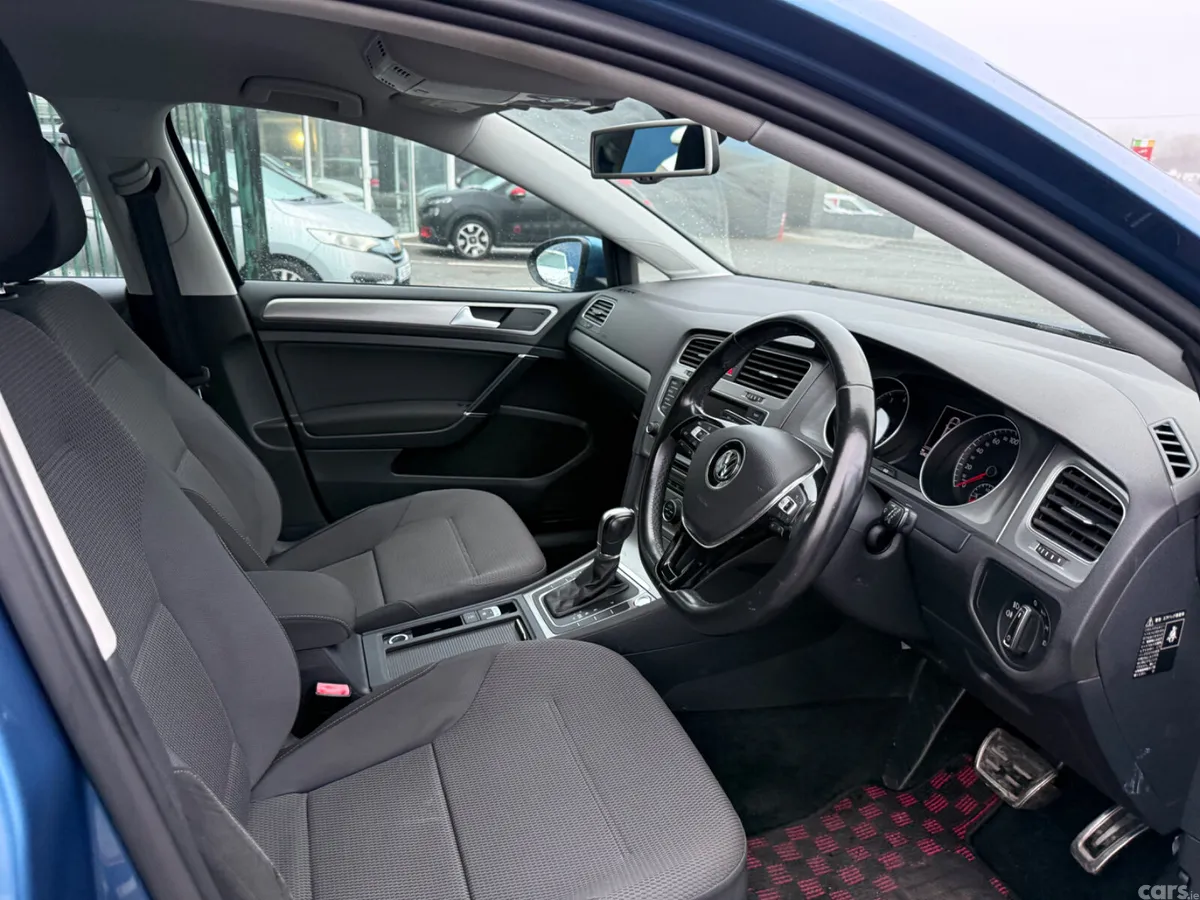 Volkswagen Golf Hatchback, Petrol, 2015, Blue