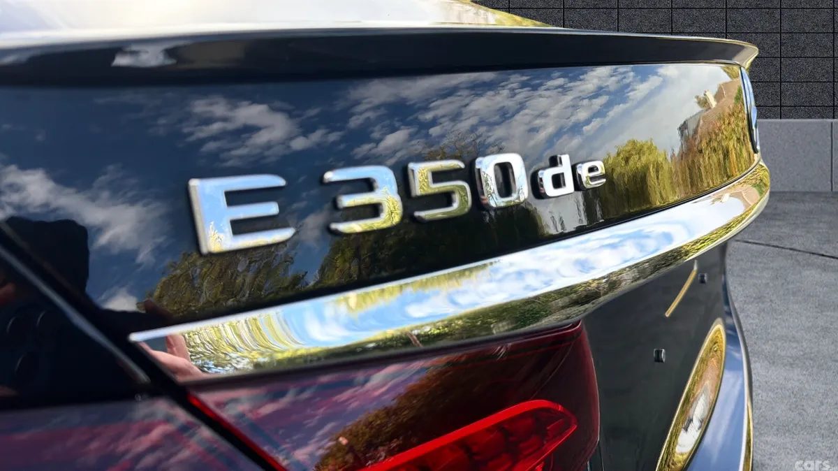 Mercedes-Benz E-Class Saloon, Diesel Plug-in Hybrid, 2021, Black