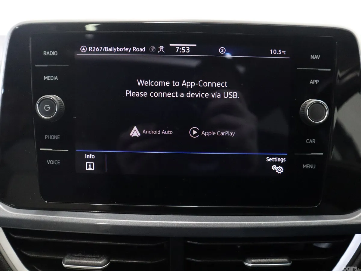 Volkswagen T-Roc SUV, Petrol, 2023, Grey