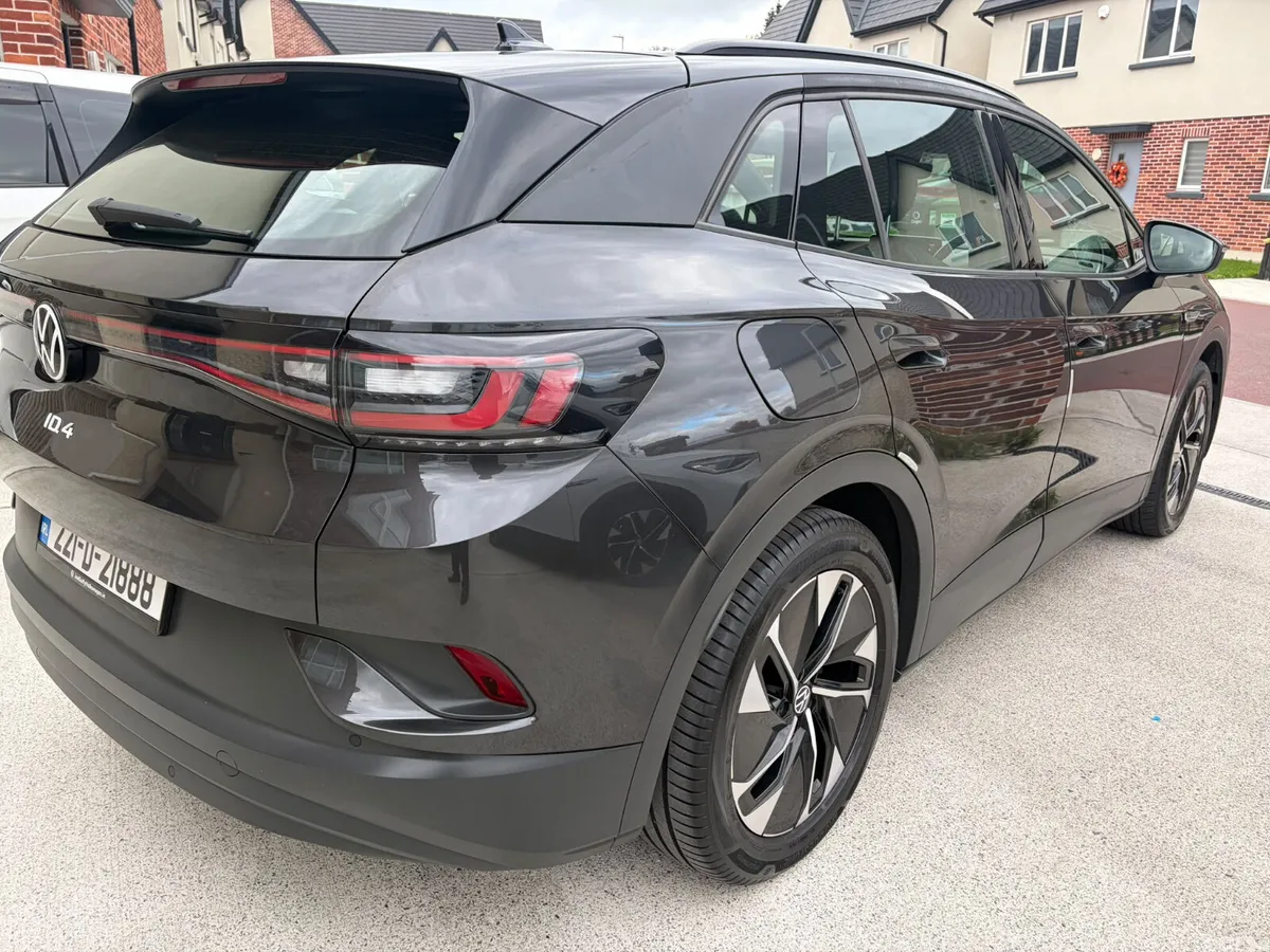 Volkswagen ID.4 Estate, Electric, 2022, Grey