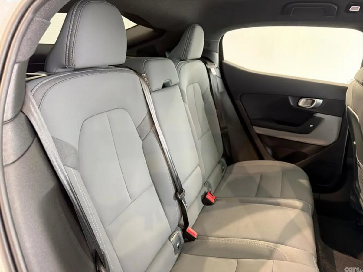 Polestar 2 Hatchback, Electric, 2023, White