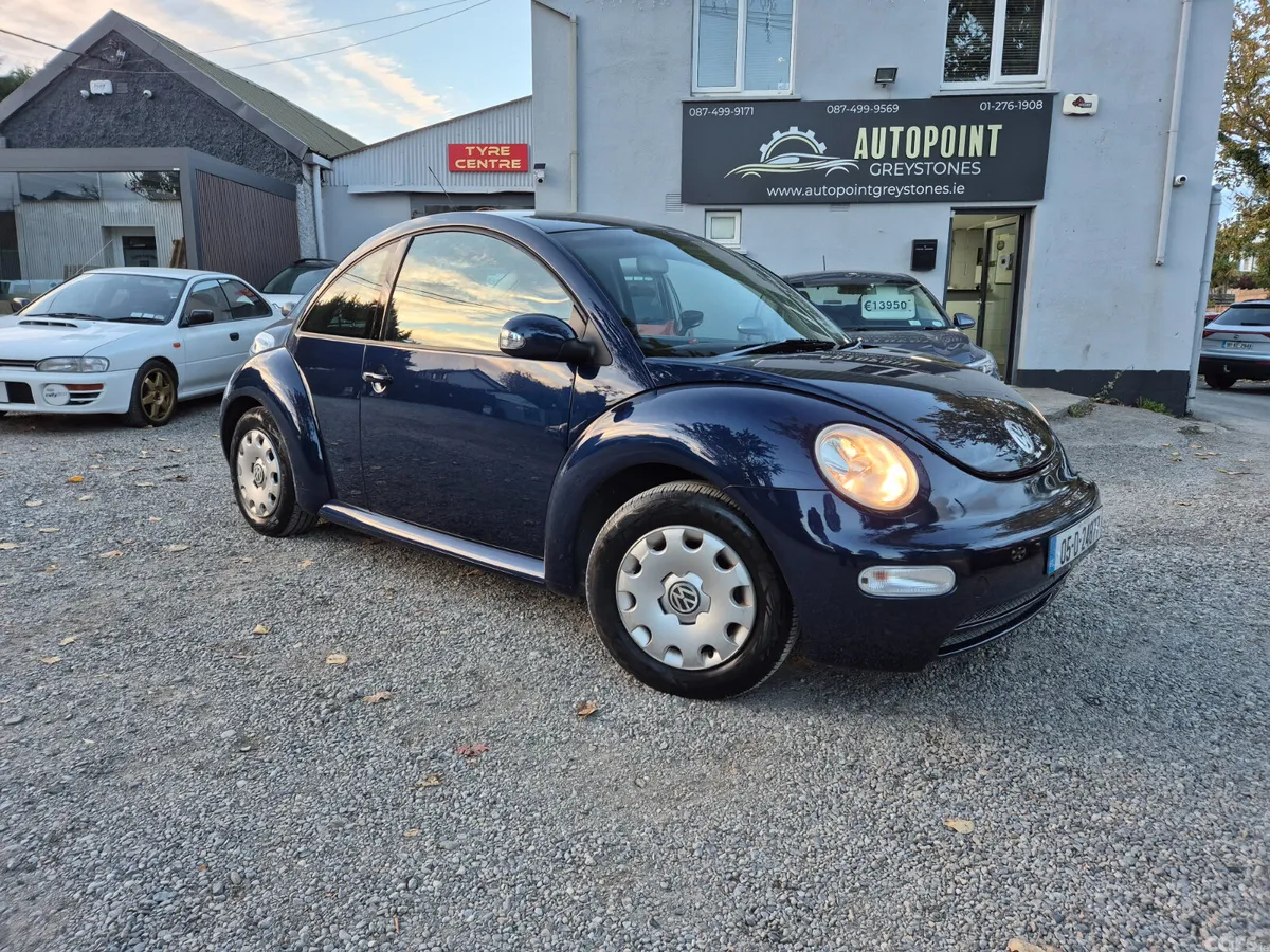 Volkswagen Beetle Hatchback, Petrol, 2005, Blue