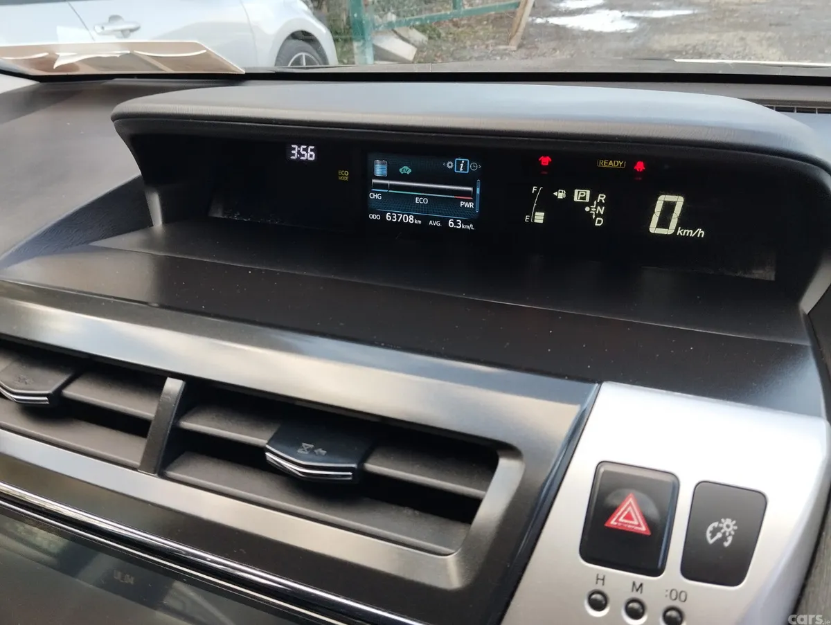 Toyota Prius MPV, Petrol Hybrid, 2015, Black