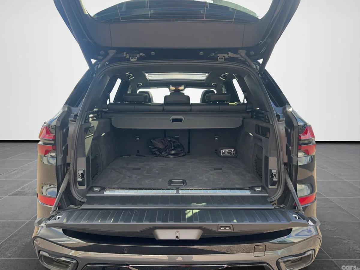 BMW X5 Estate, Petrol Hybrid, 2026, Black