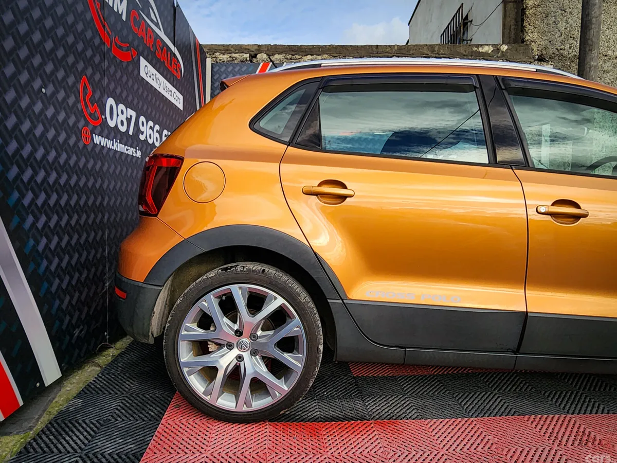 Volkswagen Polo Hatchback, Petrol, 2015, Orange