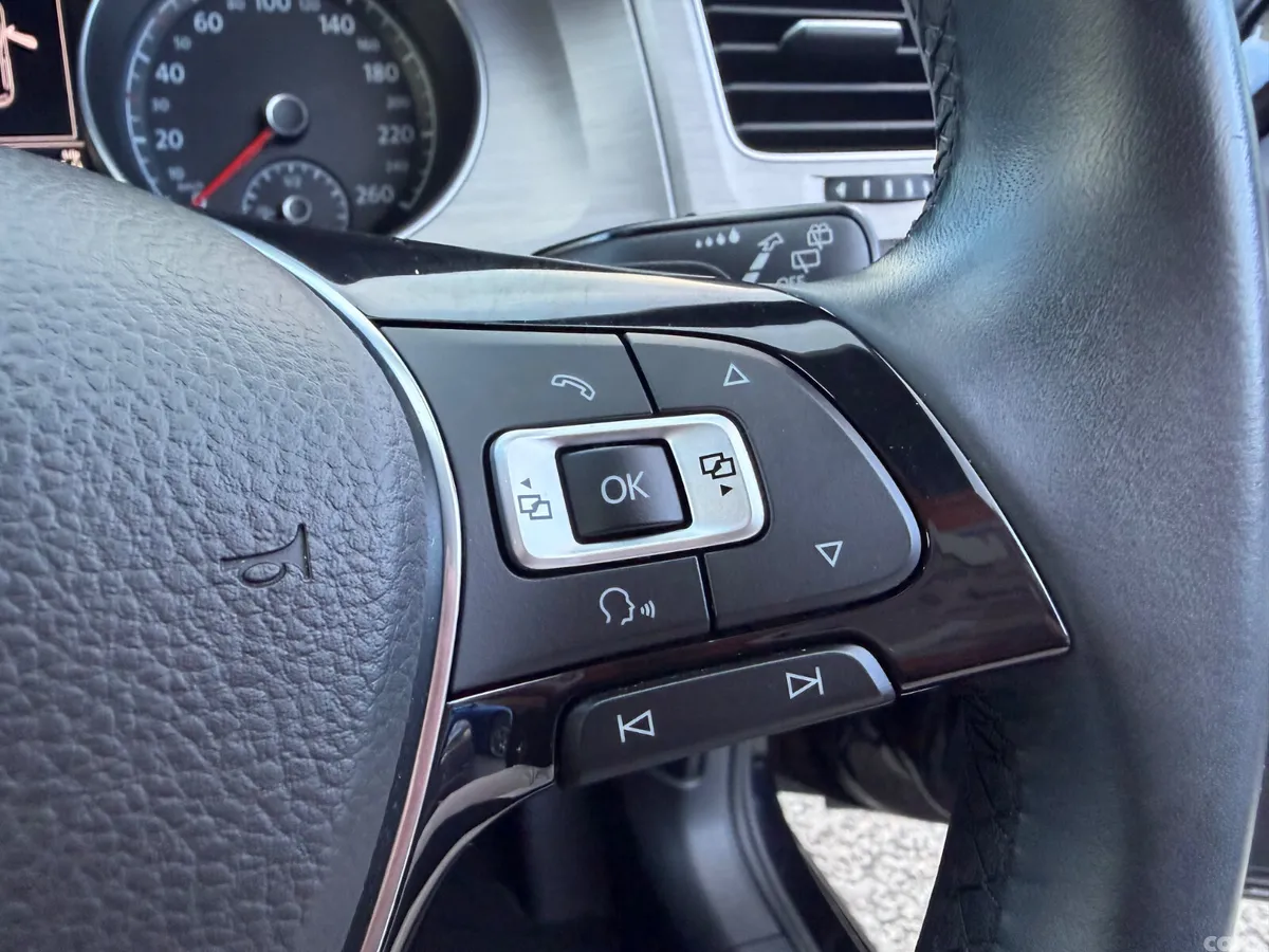 Volkswagen Golf Hatchback, Petrol, 2016, Black