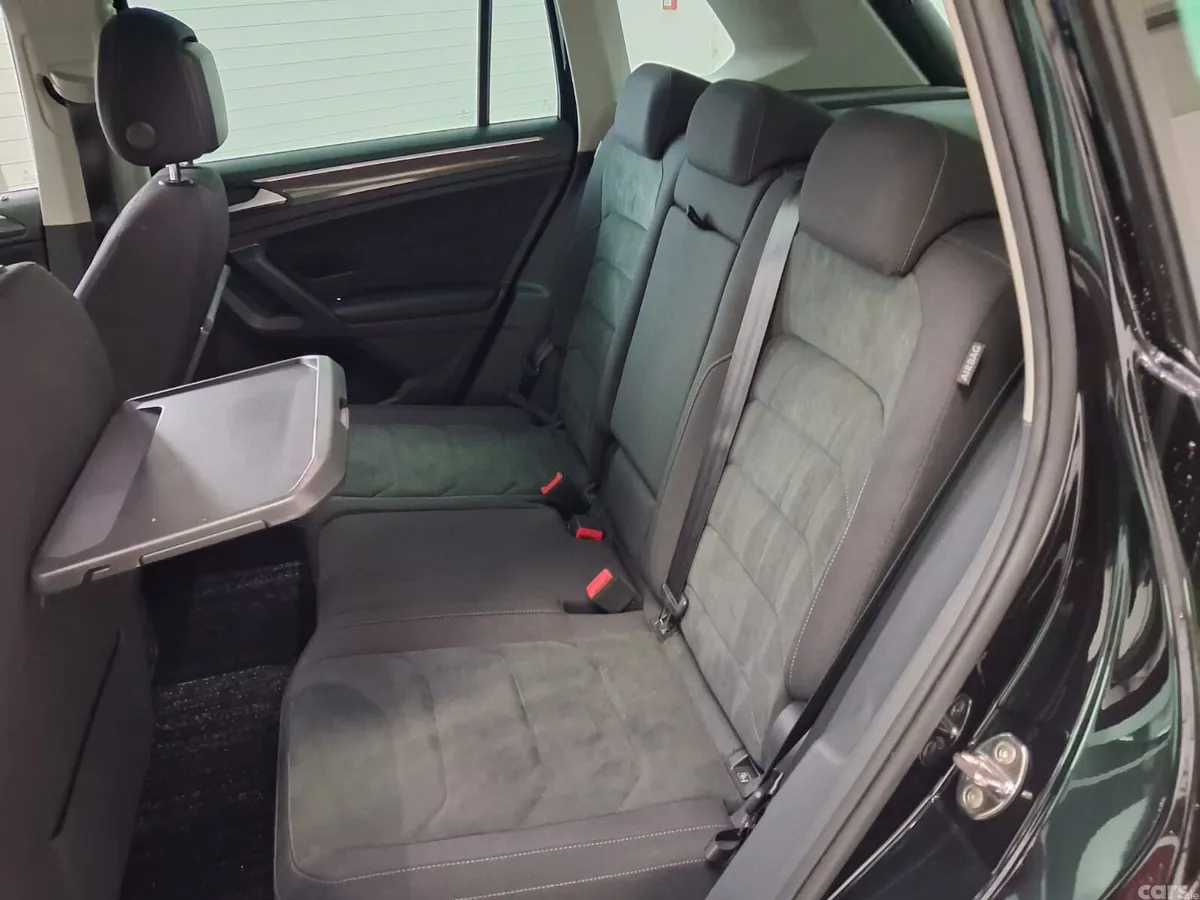 Volkswagen Tiguan Estate, Diesel, 2019, Black