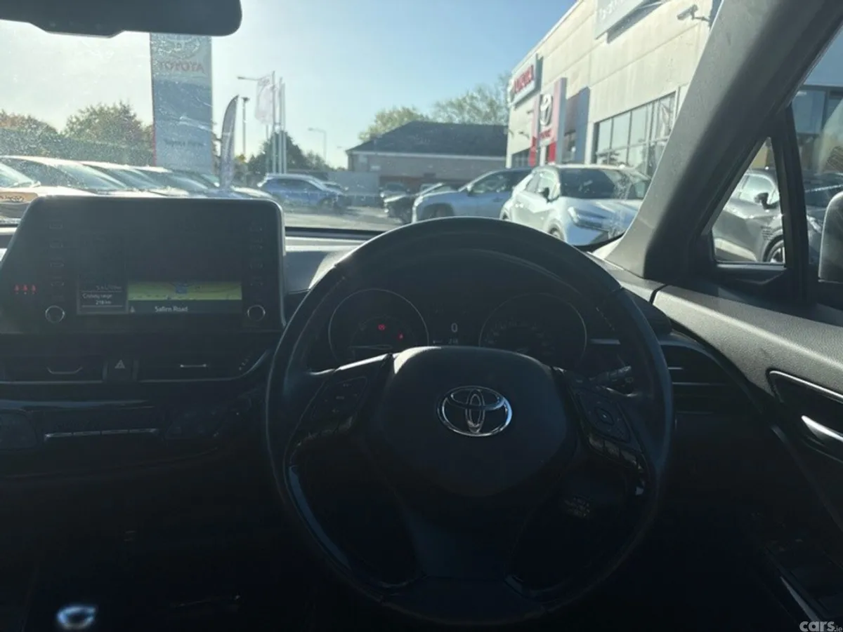 Toyota C-HR Hatchback, Petrol Hybrid, 2022, White