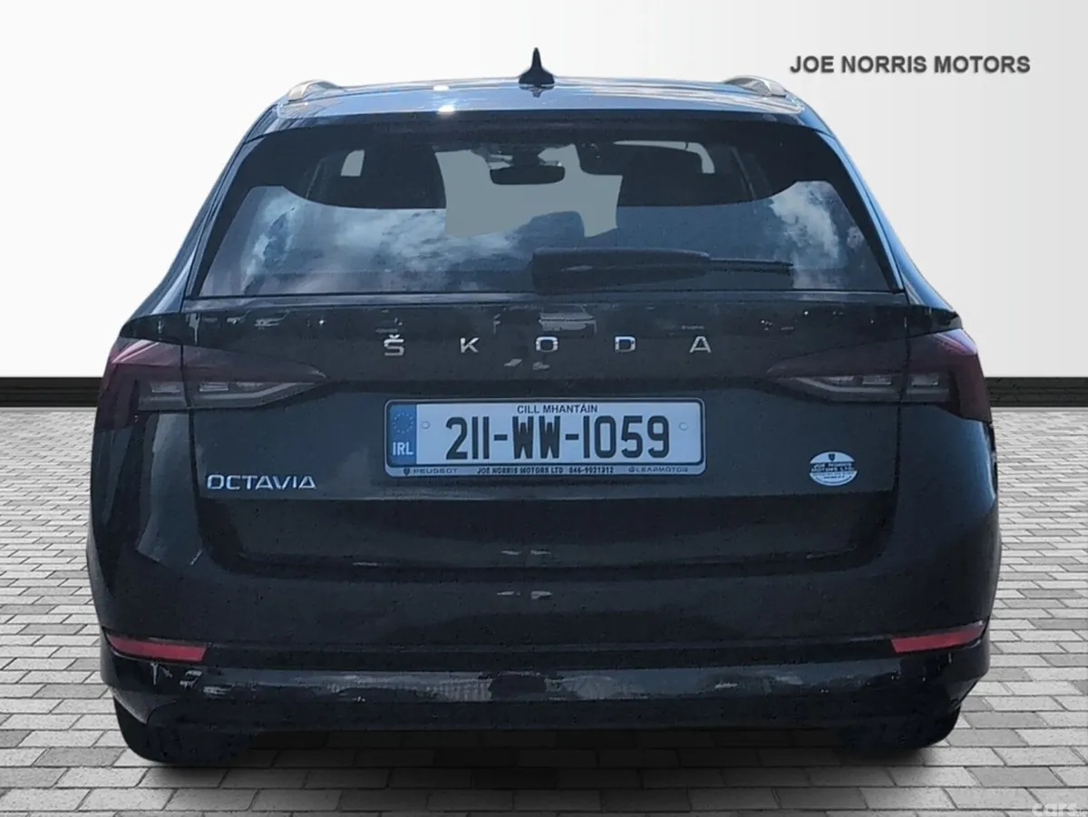 Skoda Octavia Estate, Diesel, 2021, Black