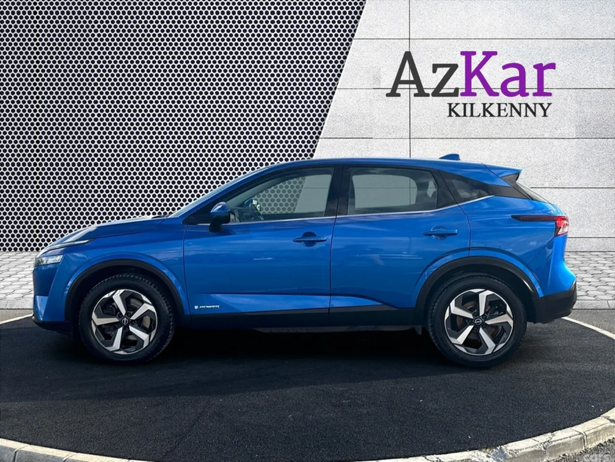 Nissan Qashqai SUV, Petrol, 2023, Blue