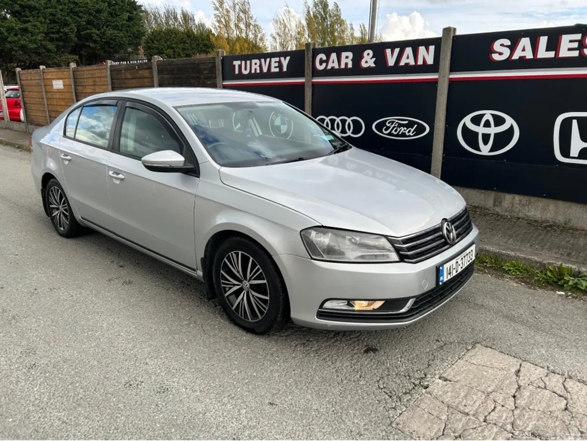 Volkswagen Passat Saloon, Diesel, 2014, Silver
