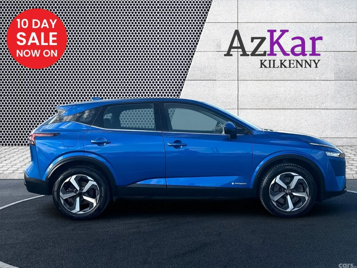 Nissan Qashqai SUV, Petrol, 2023, Blue