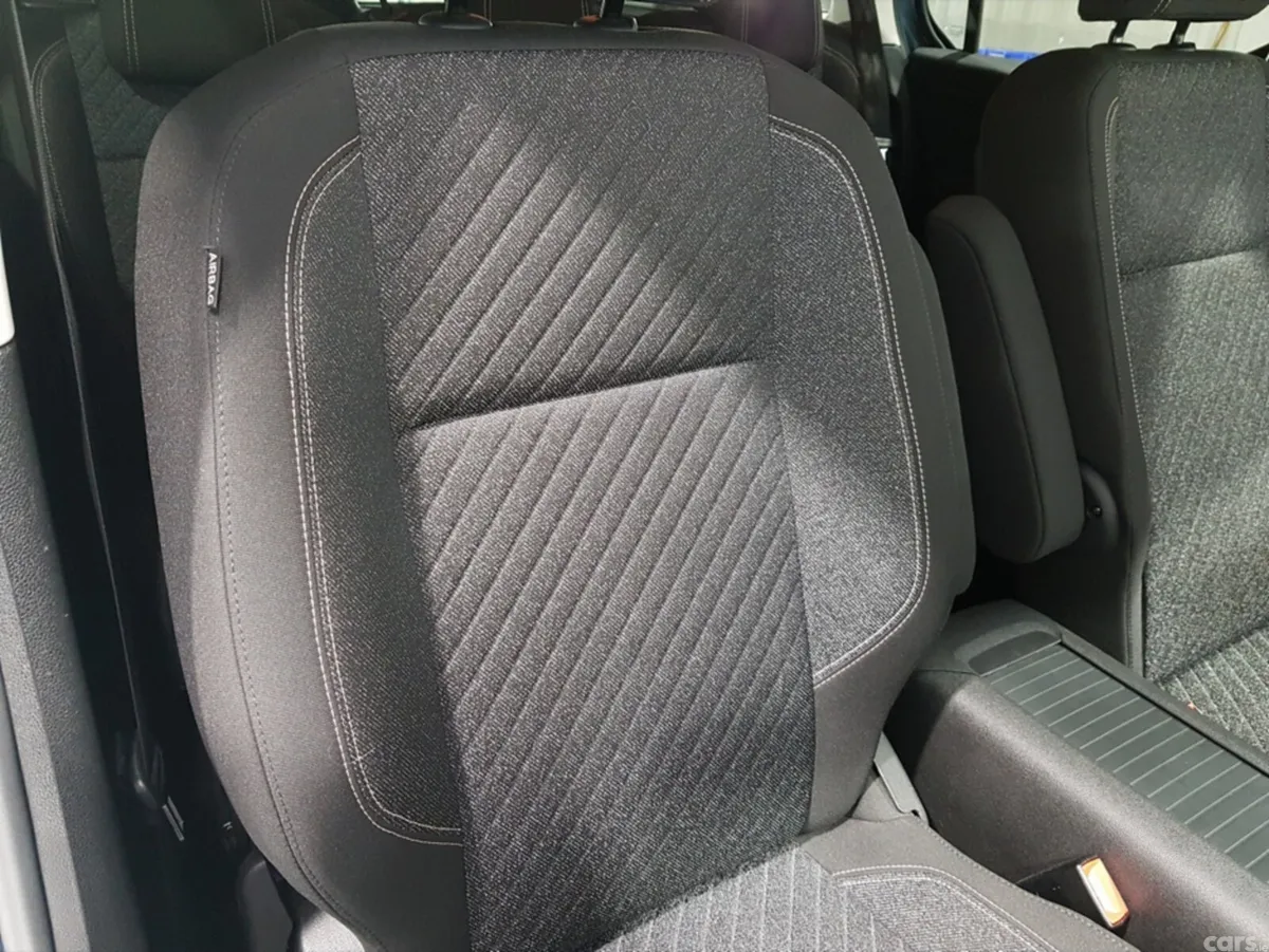 Peugeot Rifter MPV, Diesel, 2026, Blue
