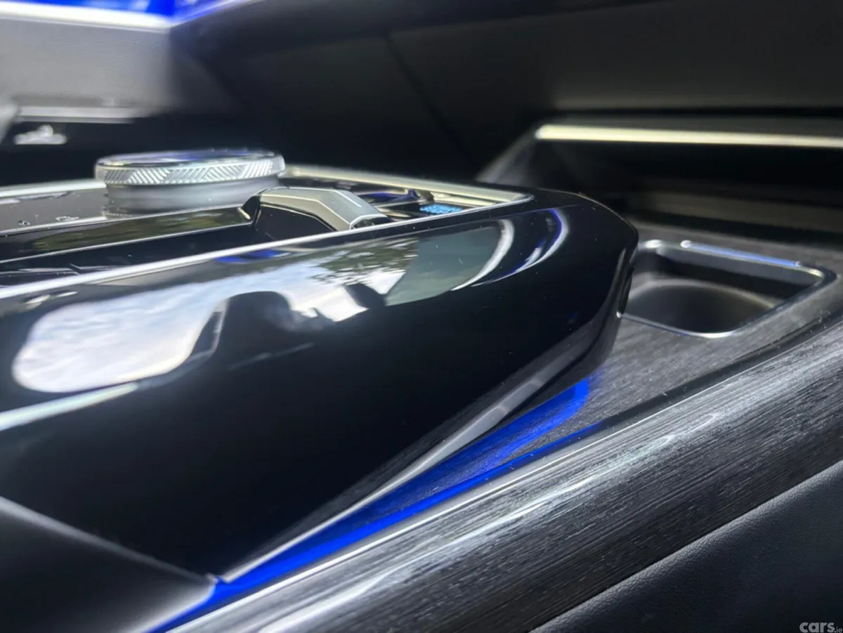 BMW i7 Saloon, Electric, 2024, Grey