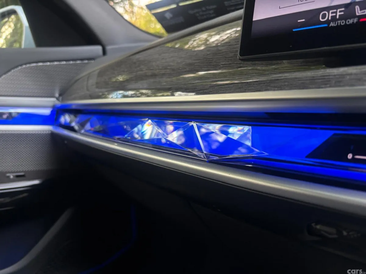 BMW i7 Saloon, Electric, 2024, Grey