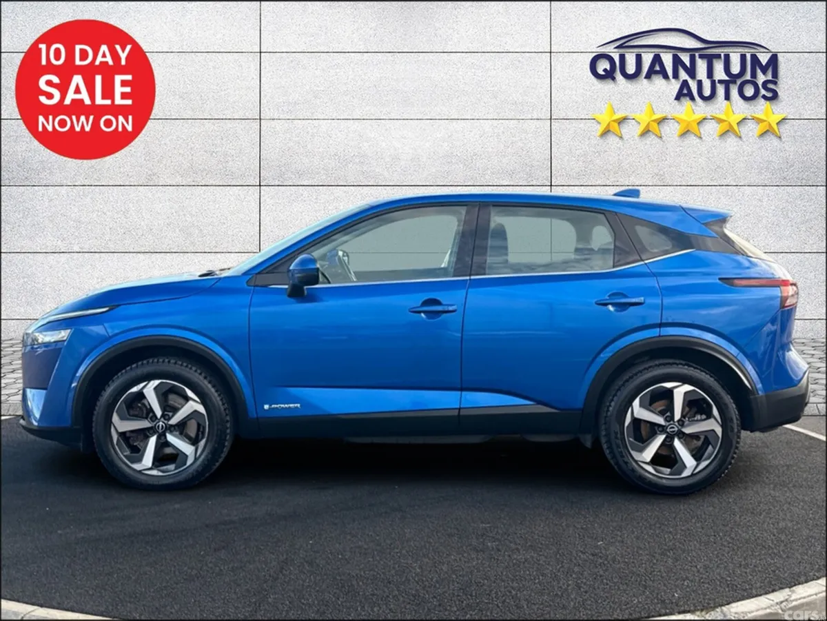 Nissan Qashqai SUV, Petrol, 2023, Blue
