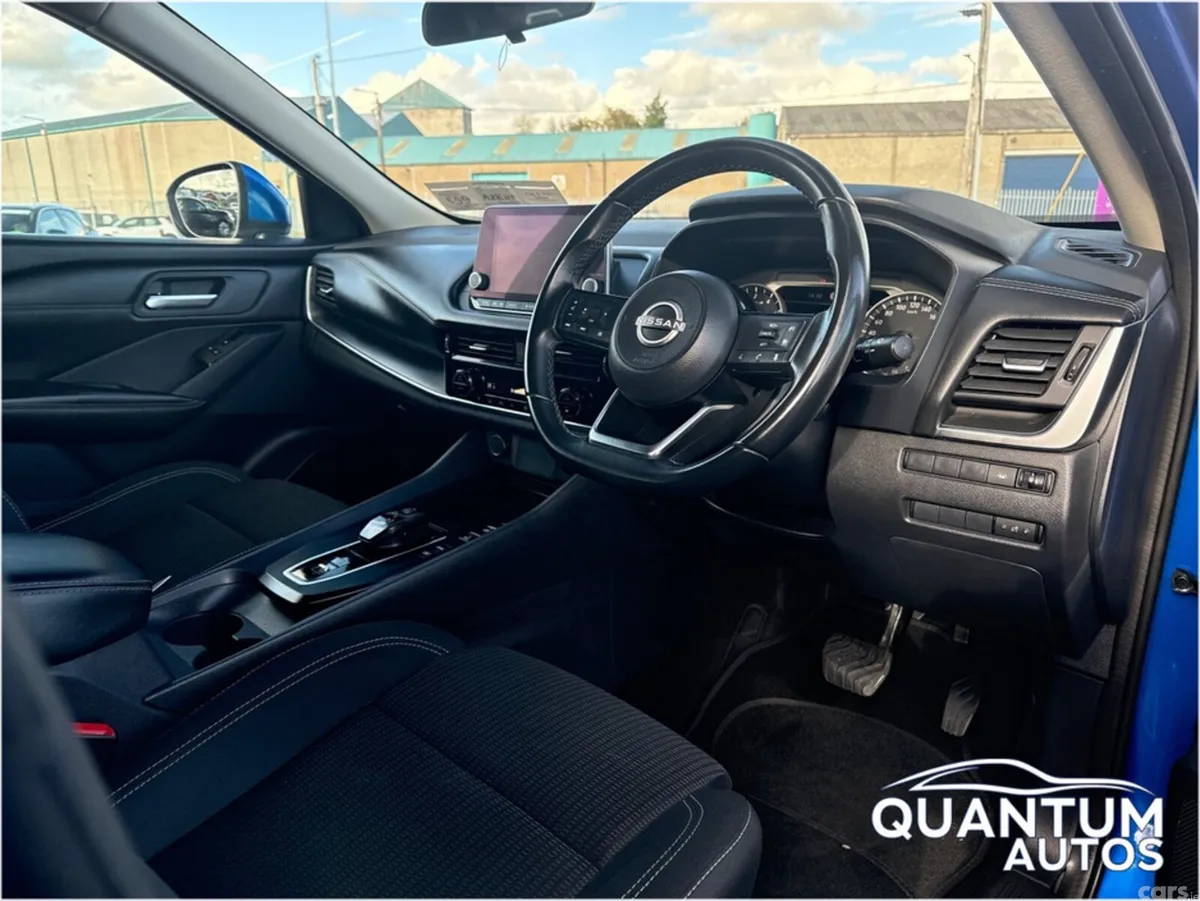 Nissan Qashqai SUV, Petrol, 2023, Blue