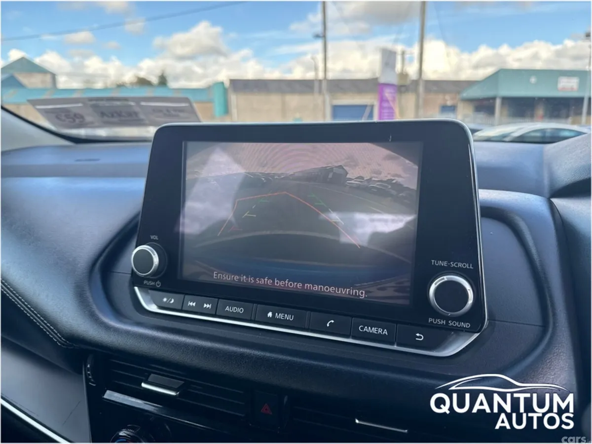 Nissan Qashqai SUV, Petrol, 2023, Blue