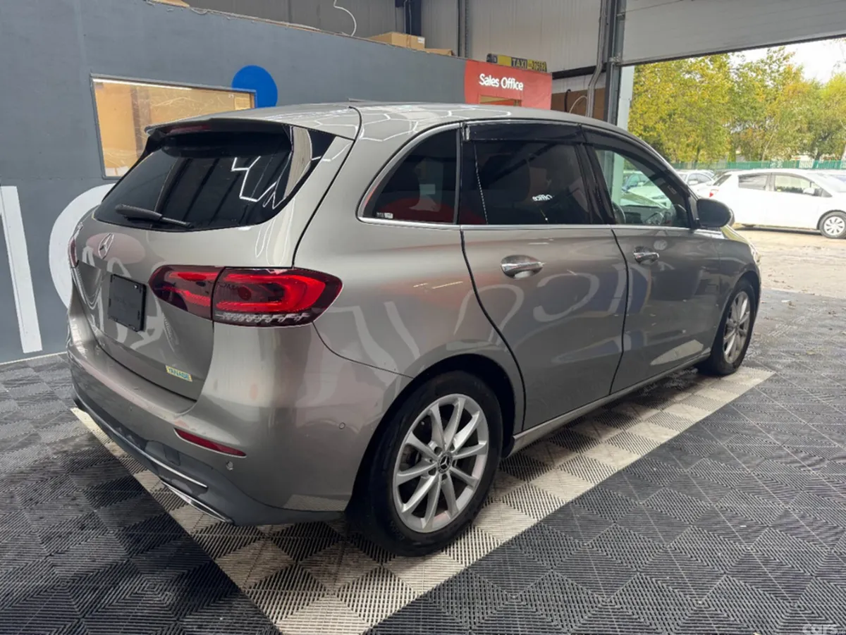 Mercedes-Benz B-Class Hatchback, Petrol, 2019, Silver