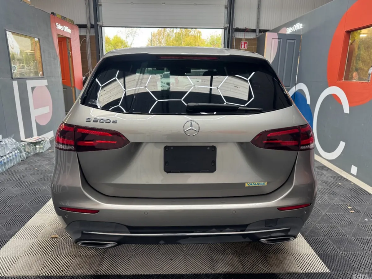 Mercedes-Benz B-Class Hatchback, Petrol, 2019, Silver