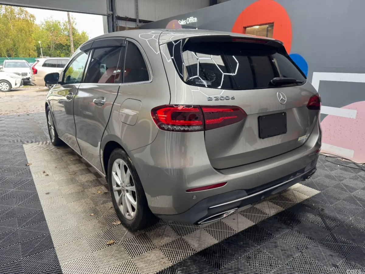 Mercedes-Benz B-Class Hatchback, Petrol, 2019, Silver