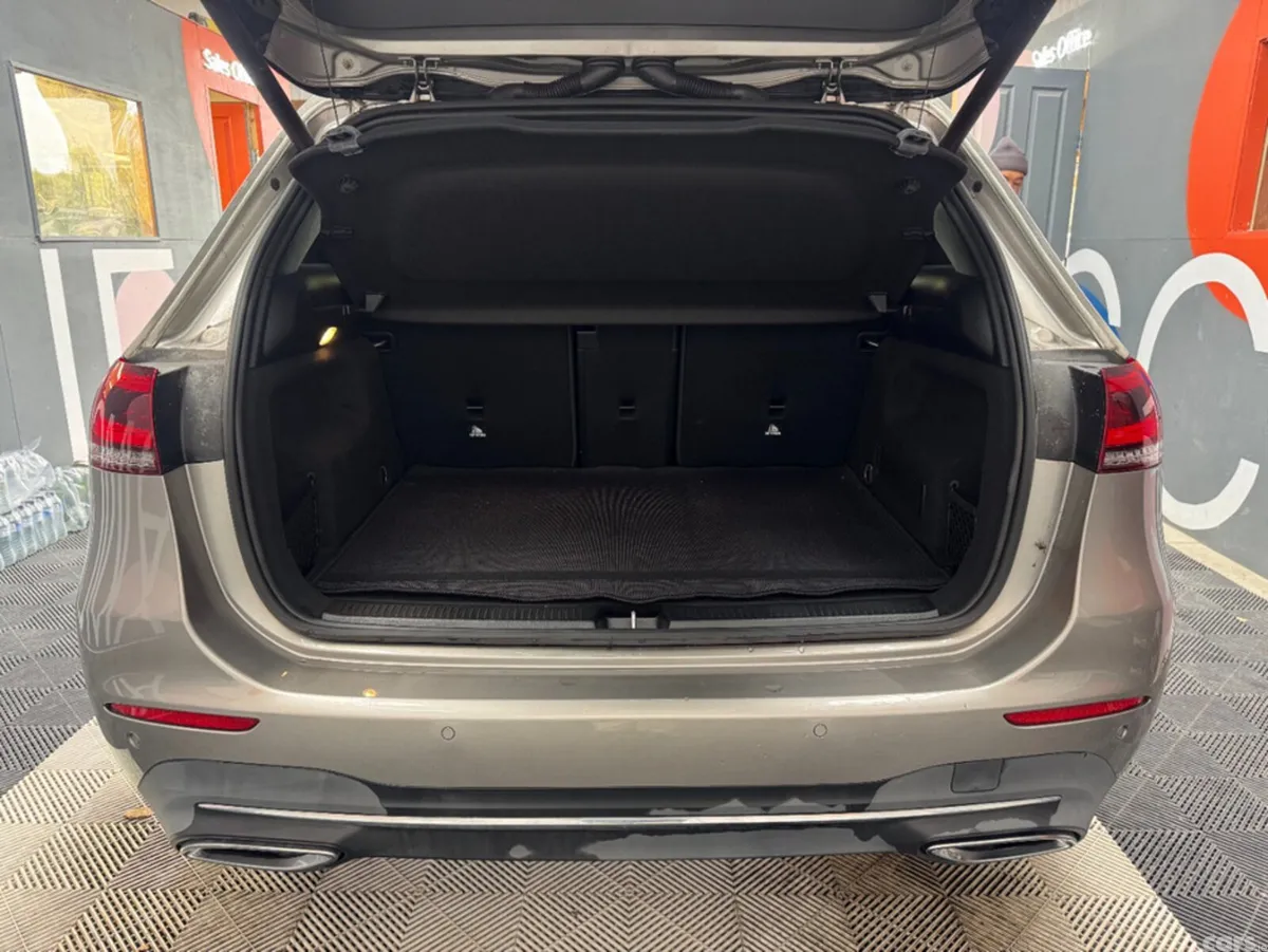 Mercedes-Benz B-Class Hatchback, Petrol, 2019, Silver