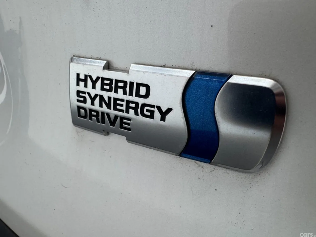 Toyota RAV4 SUV, Petrol Hybrid, 2023, White