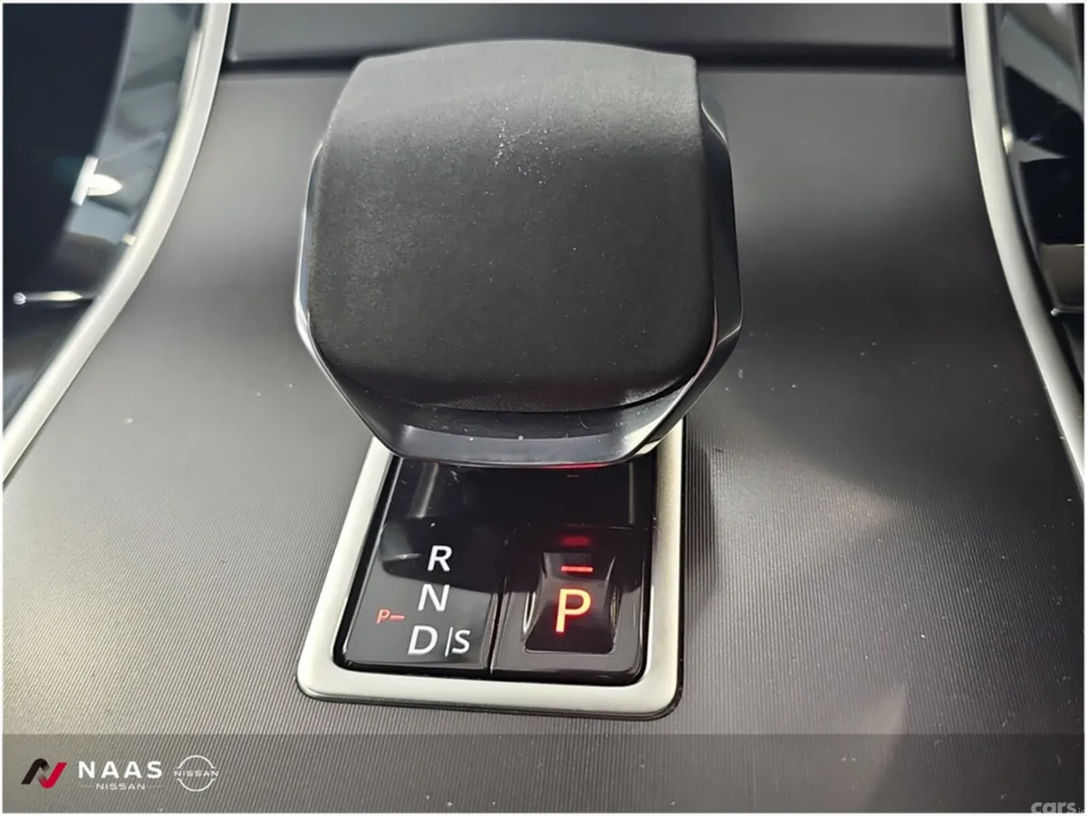 Land Rover Range Rover Evoque Estate, Petrol Hybrid, 2026, Black