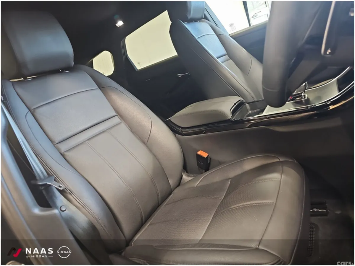 Land Rover Range Rover Evoque Estate, Petrol Hybrid, 2026, Black